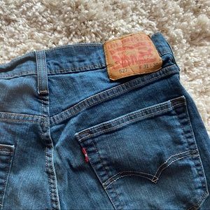 ❌SOLD❌ Levi’s 527 Slim Bootcut Men’s Jeans